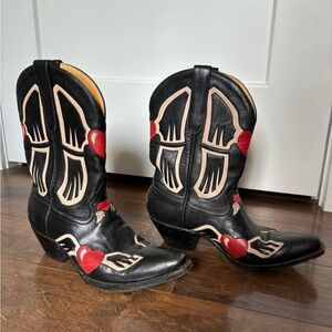 Liberty Boot Company - unique rockstar cowboy boots with hearts!